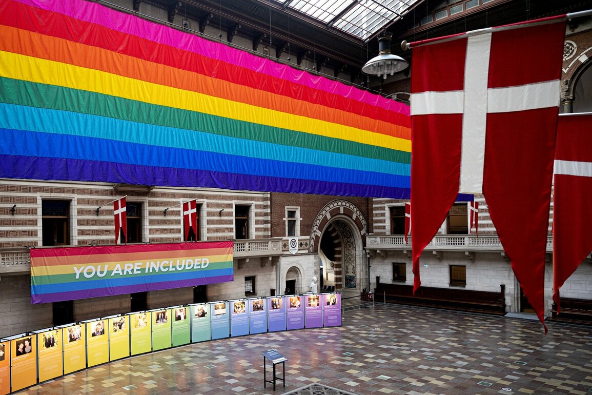 Denmark advises transgender people to contact US Embassy before traveling to the United States