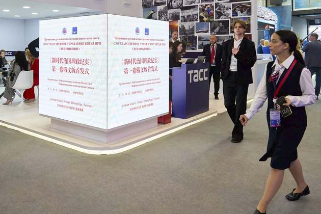 RUSSIA-ST. PETERSBURG-XI JINPING-BOOK-RUSSIAN EDITION-LAUNCH