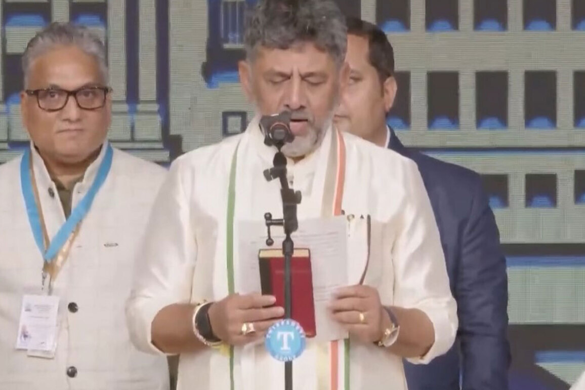 DK Shivakumar takes oath as Karnataka's 34th Chief Minister; G Parameshwara sworn in as Deputy CM