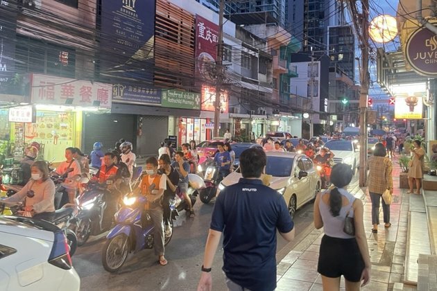 Bangkok&#039;s New Chinatown Offers Mixed Bag of Economic Changes