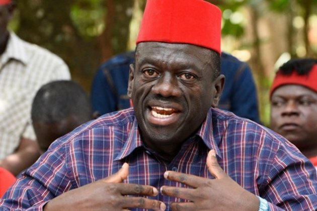 Radio stations taken off air for hosting opposition leader