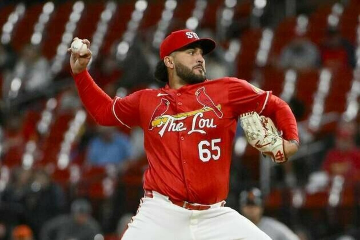 Cardinals' Jordan Walker gets walk-off double to down Giants