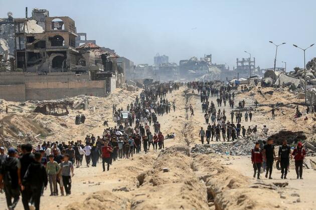 Internet cut-off limits Gazan's ability to receive Israeli military warnings