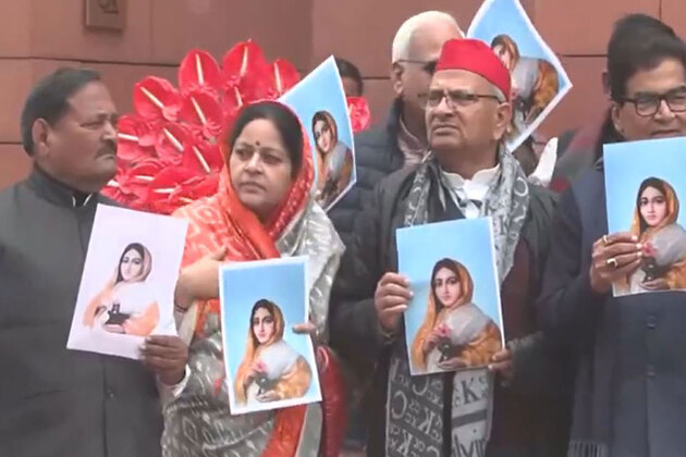 "Not safeguarding but harming heritage": Samajwadi Party MPs protest against demolitions at Manikarnika Ghat