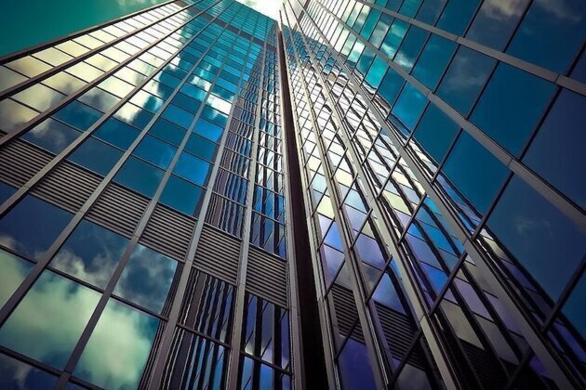Canada Pension Plan Receives 'D' Grade, Quebec's La Caisse Soars in Climate Finance Report Card