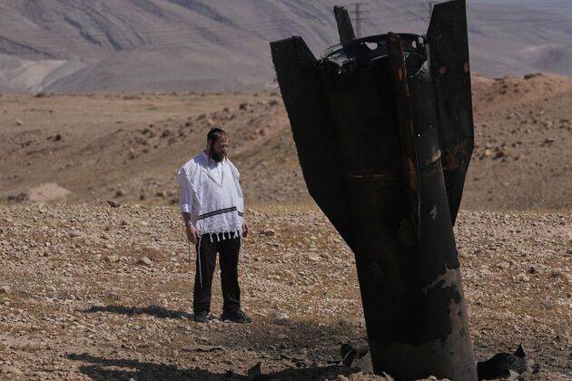 Blame schools, media, Democrats for negative views of Israel