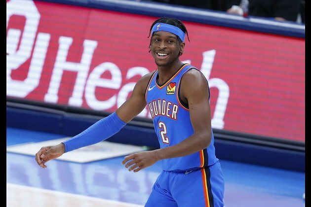 Shai Gilgeous-Alexander leads guard battle as Thunder host Hawks