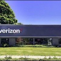 Verizon slashes jobs, shifts retail strategy in sweeping cost reset