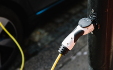 Shell powers up plans to install 50,000 Ubitricity EV charge points