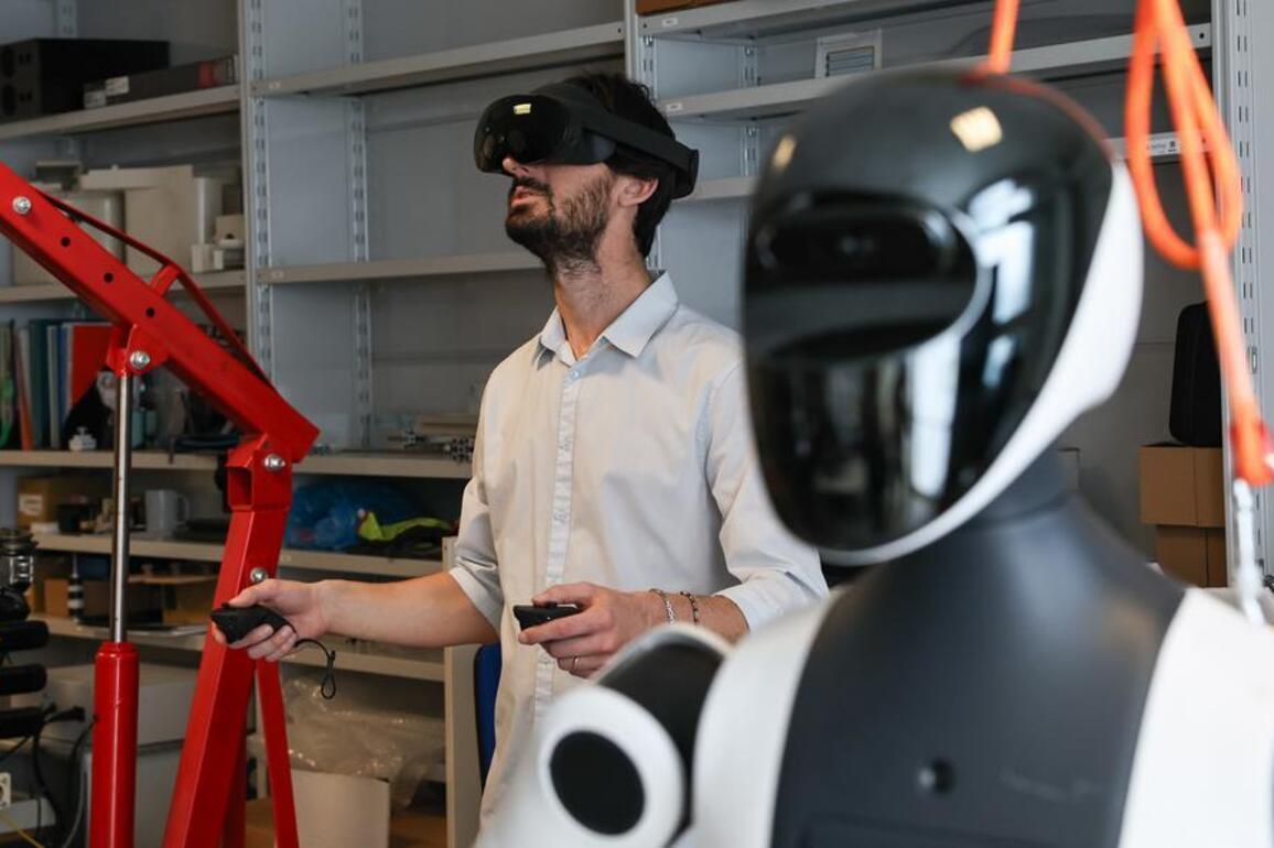 China-Italy robotics cooperation takes shape in Pisa lab