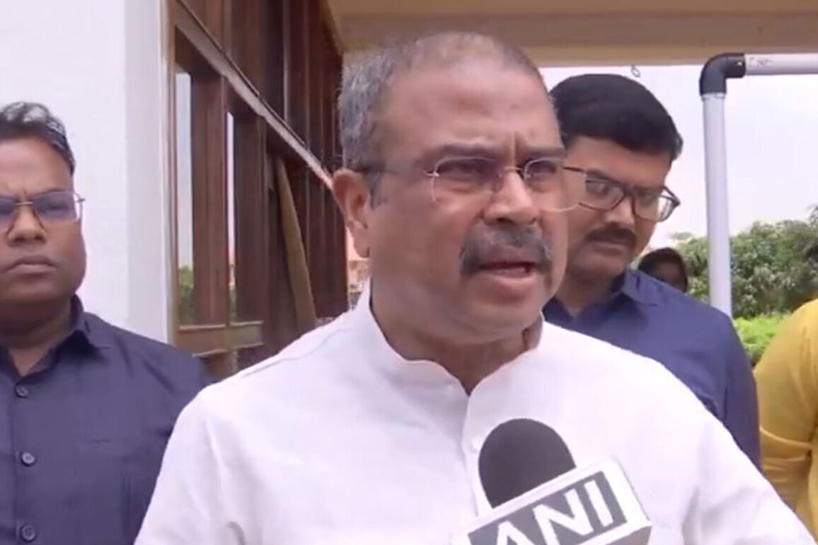 "No language is being imposed": Dharmendra Pradhan rejects Stalin's Hindi imposition claims, defends NEP