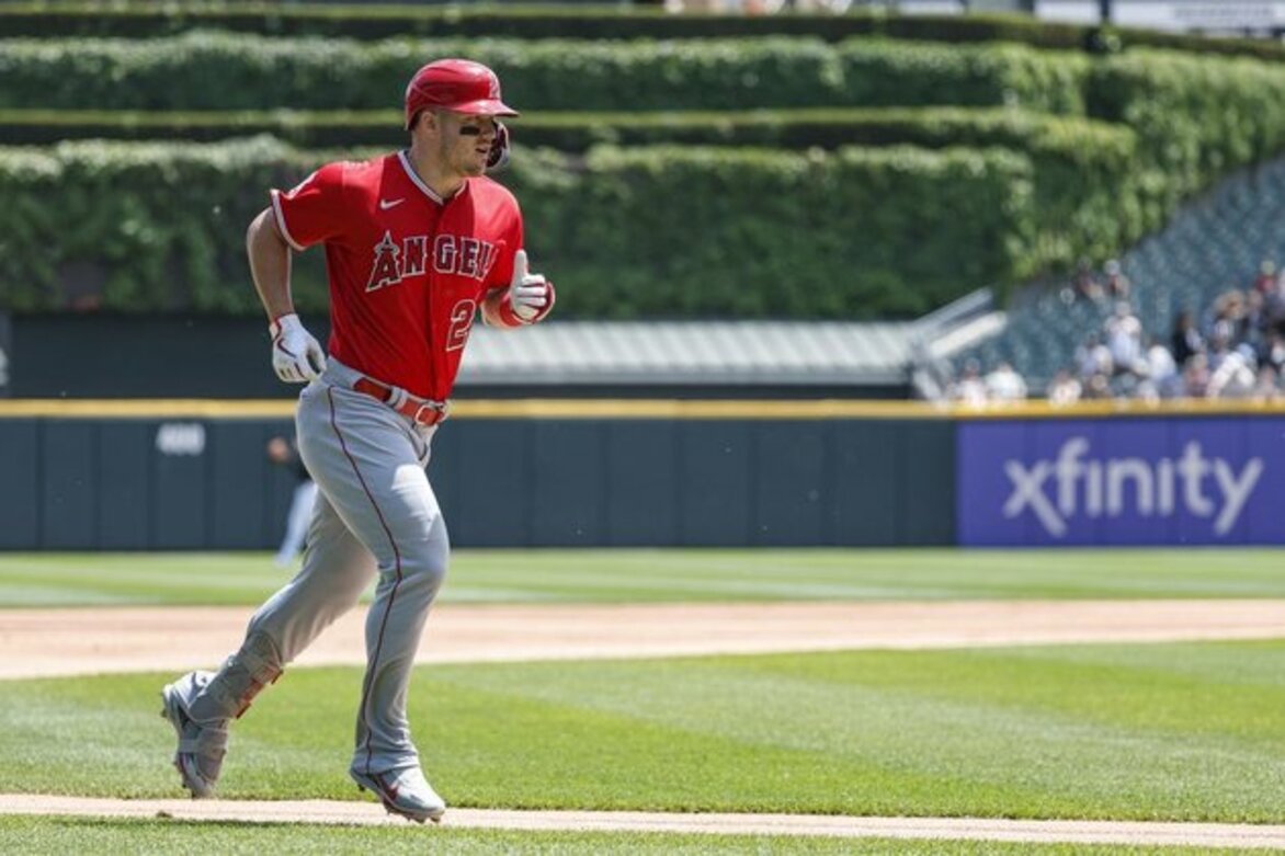 Angels bring power show to Houston for 4-game set