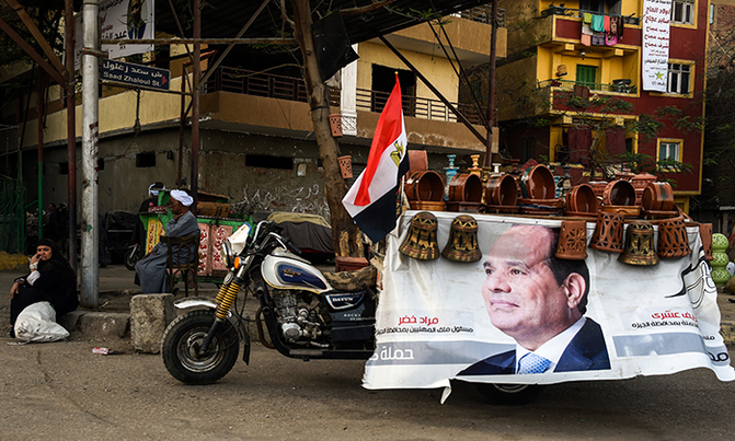Egypt heads to polls to choose between Sisi and 'rival' Egypt heads to polls to choose between Sisi and 'rival'