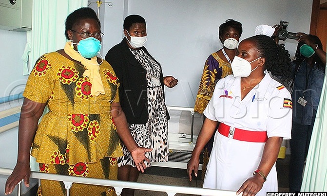Minister commends midwives for being brave amidst COVID-19 Minister commends midwives for being brave amidst COVID-19