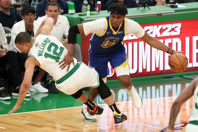 Report: Kevon Looney staying with Warriors on 3-year deal