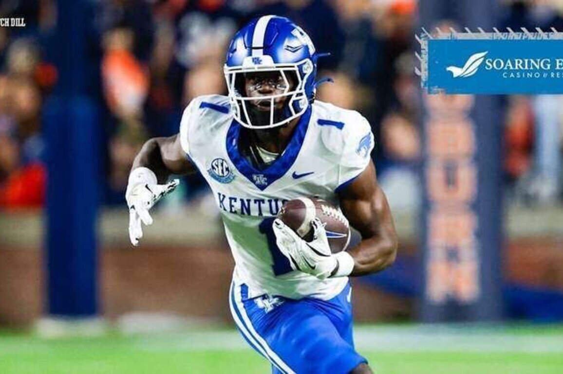 Lions trade up, draft wide receiver Kendrick Law