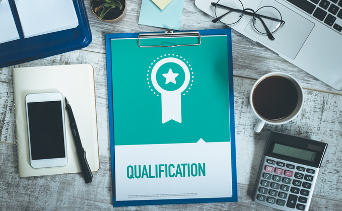 Should mandatory qualifications be introduced for protection advisers?