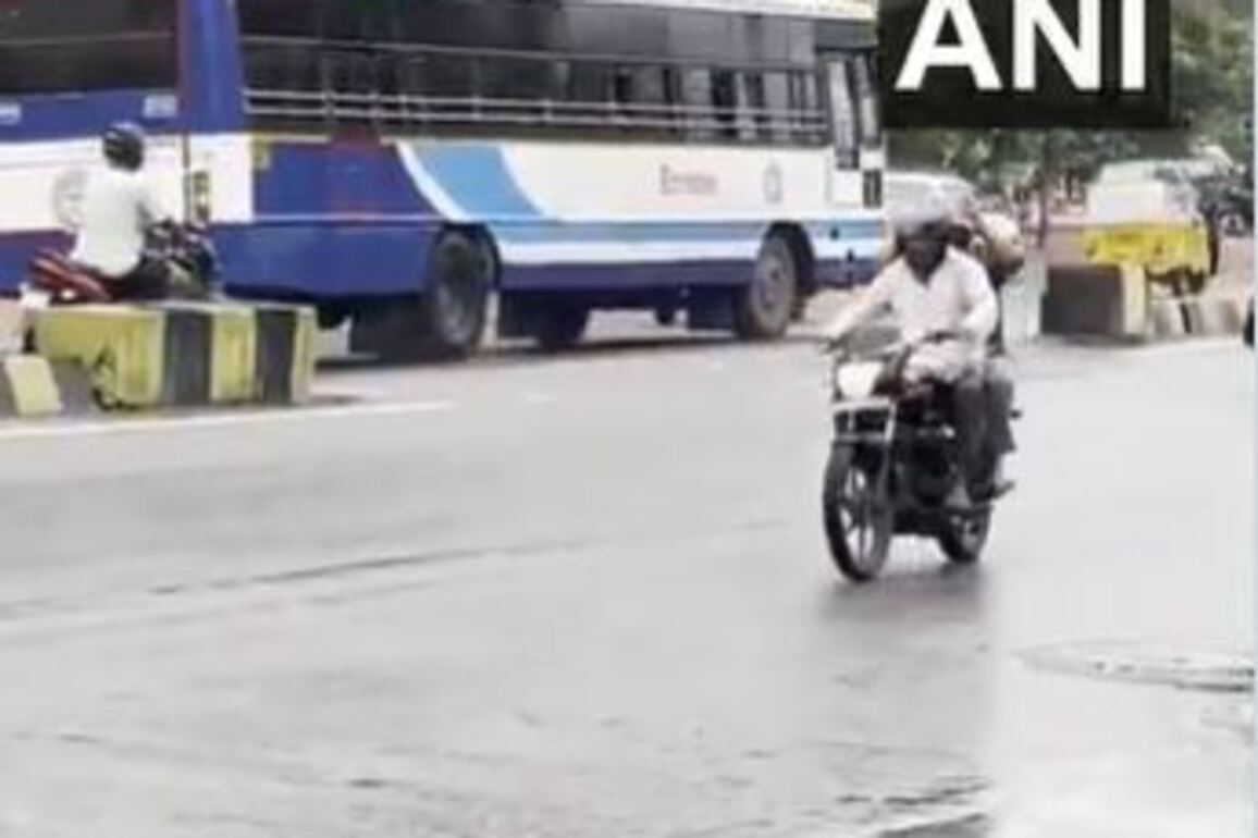 Hyderabad rains: Cyberabad Police urges companies to implement Work From Home