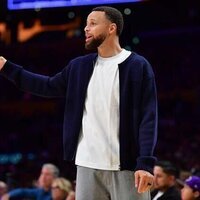 Report: MRI clean on Warriors star Stephen Curry's ailing knee