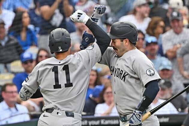 Yankees bash 6 homers, 24 hits in 15-1 rout of Royals