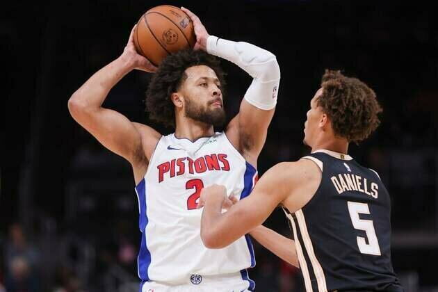 Winners of 11 straight, Pistons try to end Bucks' series dominance