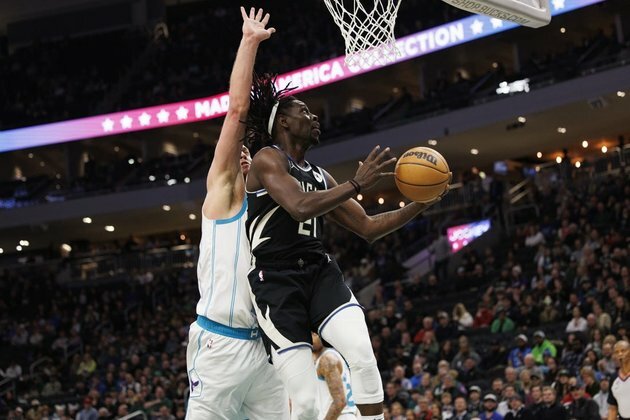 Bucks put 5-game win streak on the line against Clippers