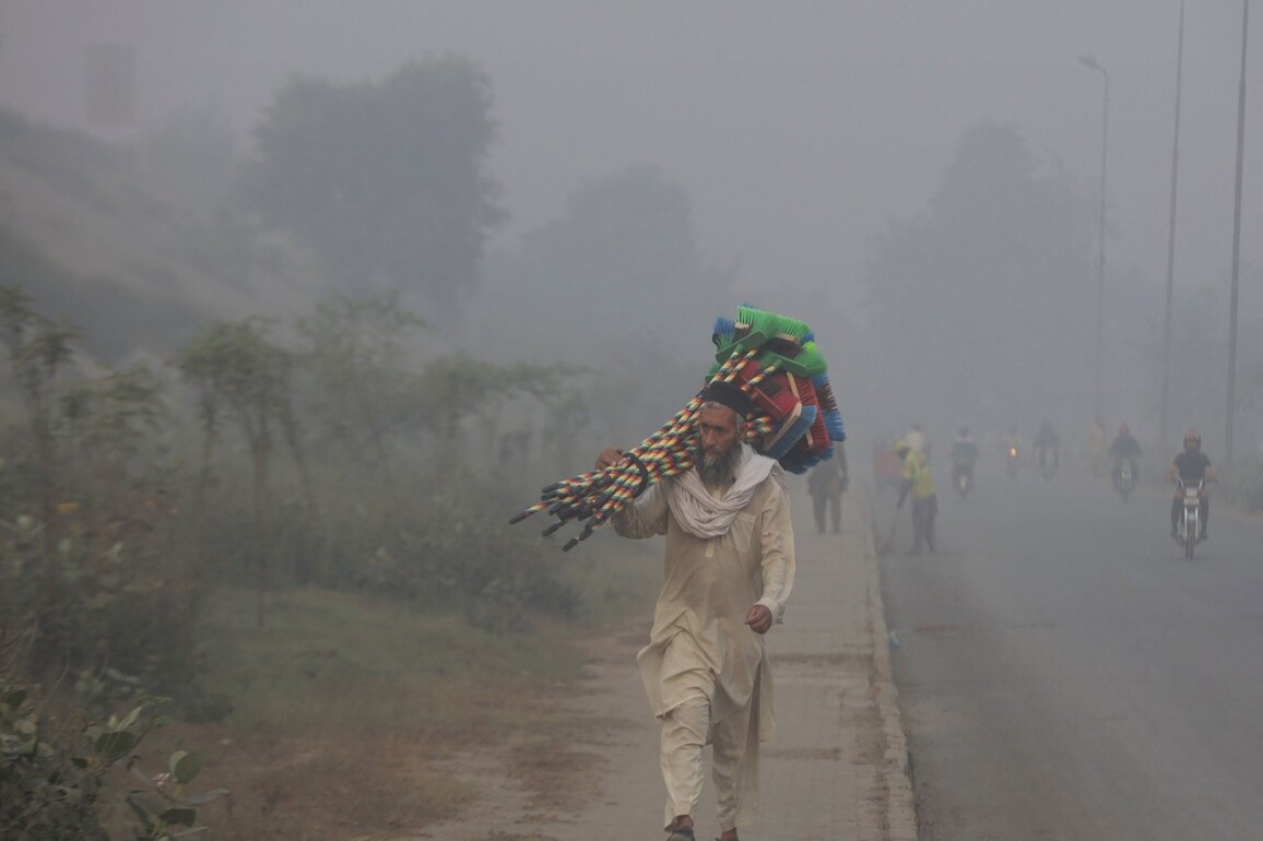 Pakistan: Lahore ranked second most polluted city in world