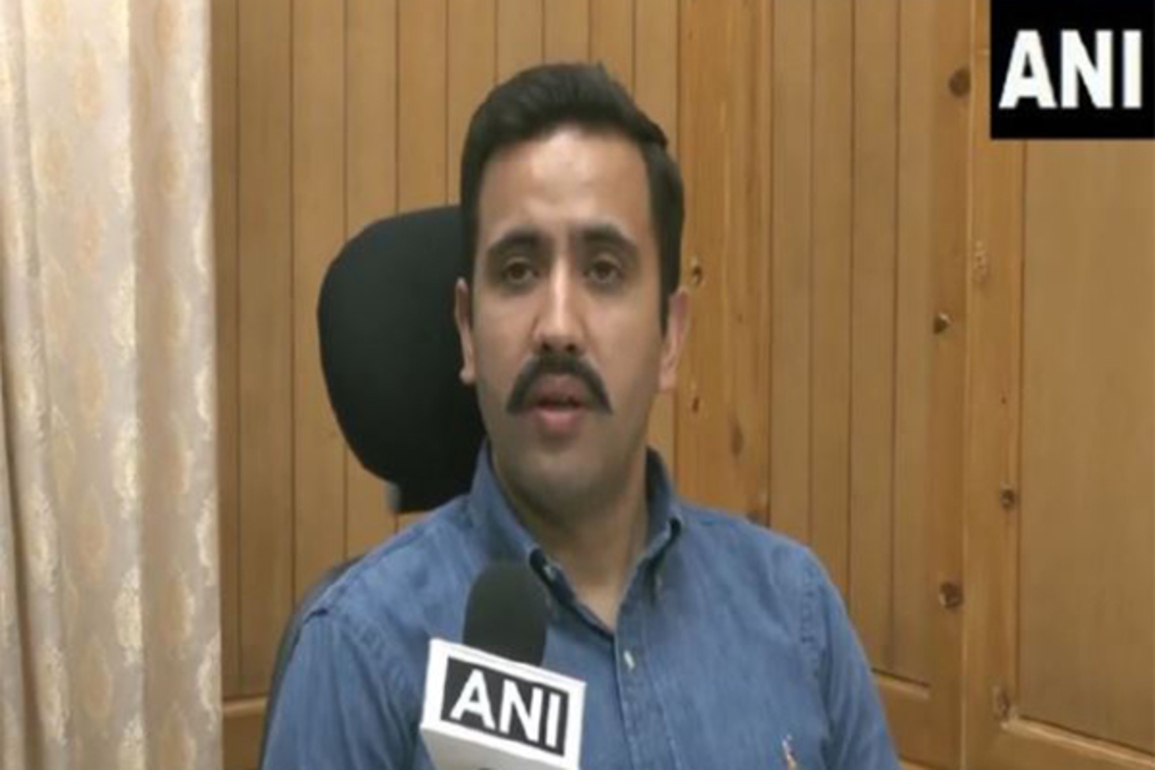 Himachal PWD minister flags off 35 vehicles for disaster-hit areas, urges PM Modi for special relief package
