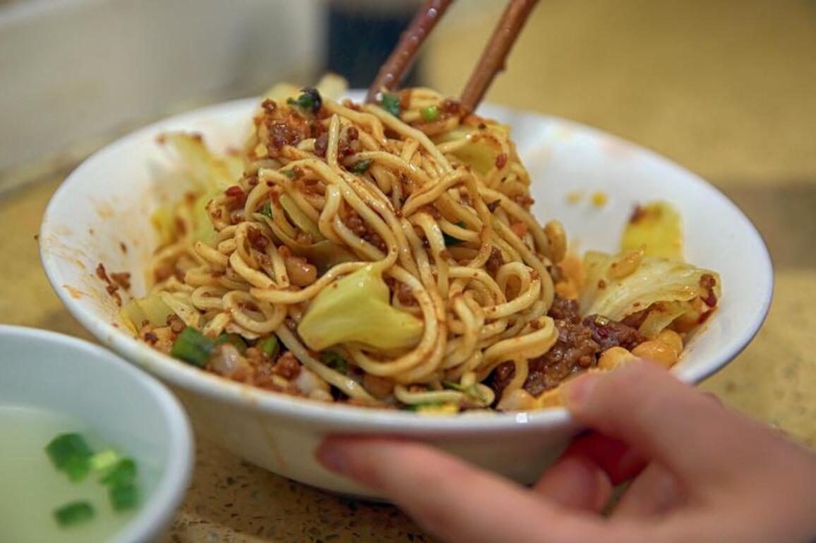 Chongqing spicy noodles turn street food into a global industry