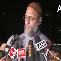 "Waqf Act will destroy Waqf Board": AIMIM chief Owaisi launches AIMPLB protest
