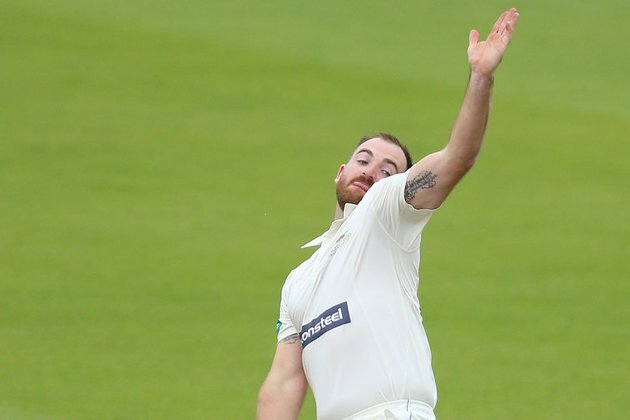 Robson grit gives Middlesex tough task in low-scorer