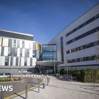 Children's psychiatric ward report raises restraint concerns