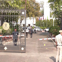 Man arrested for Delhi Vidhan Sabha 'bouquet' incident, Delhi Police seize car