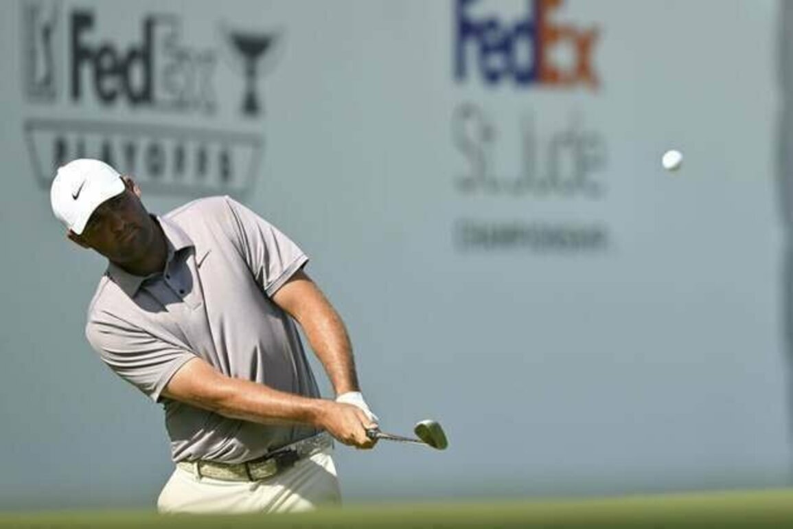 Golf Glance: FedEx Cup down to 50; Niemann-Rahm vie for LIV title