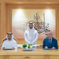 Sultan bin Ahmed witnesses MoU signing between UOS & STCAS