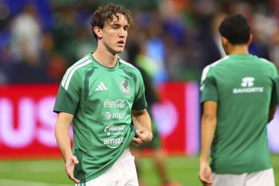 Mexico MF Marcel Ruiz tears ACL, will miss World Cup