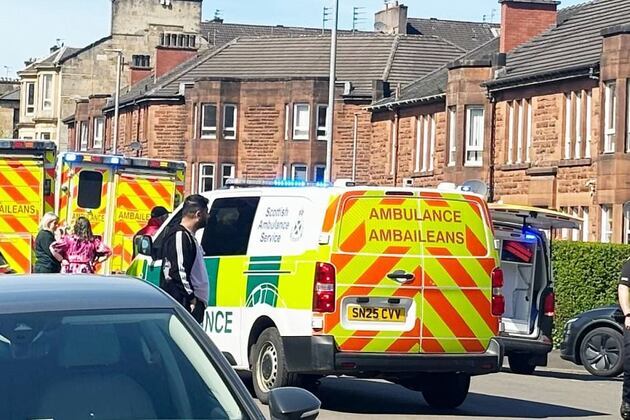 Two teenagers injured and bomb squad called to Glasgow street following fireworks incident