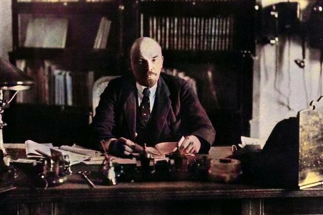 Lenin&#039;s life in 5 astonishing paradoxes
