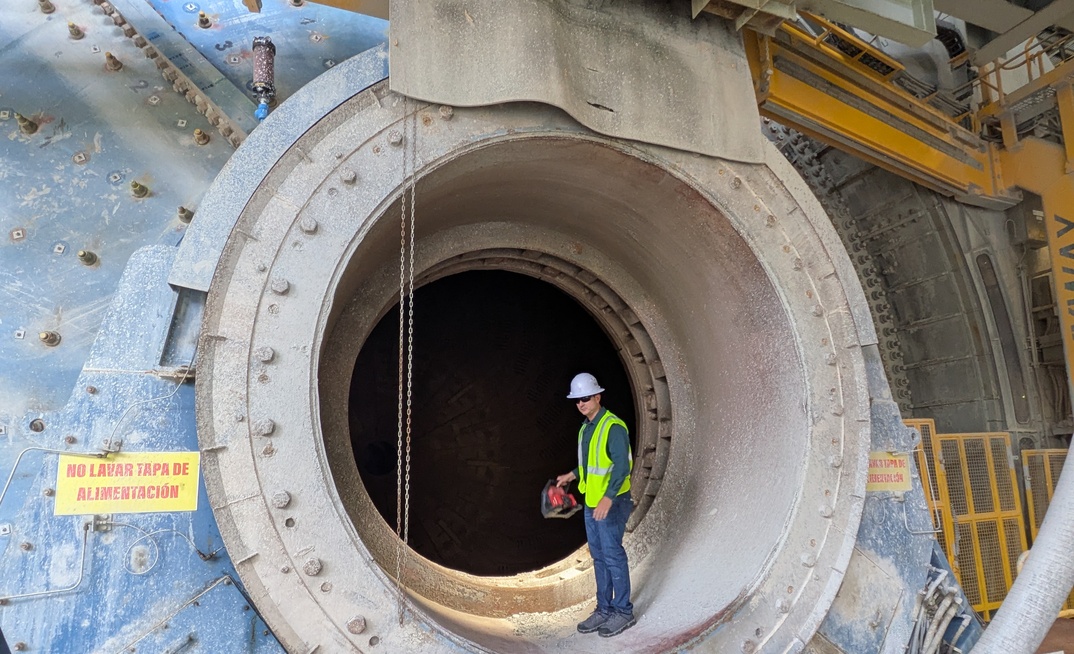 Cp carlos hubner in sag mill 1074x654.jpg