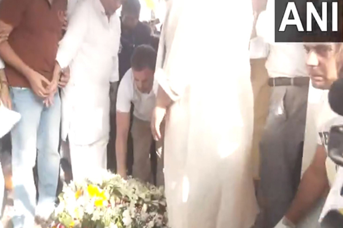 Lok Sabha LoP Rahul Gandhi pays last respects to former J-K Governor Satyapal Malik in Delhi