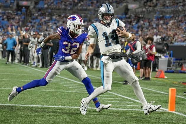 Panthers to start Sam Darnold at QB vs. Broncos