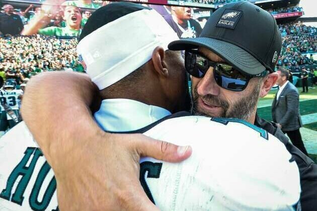 Eagles visit Vikings in search of 9th straight victory vs. NFC North