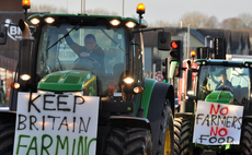 Hundreds turn out to support British farmers in Melton Mowbray