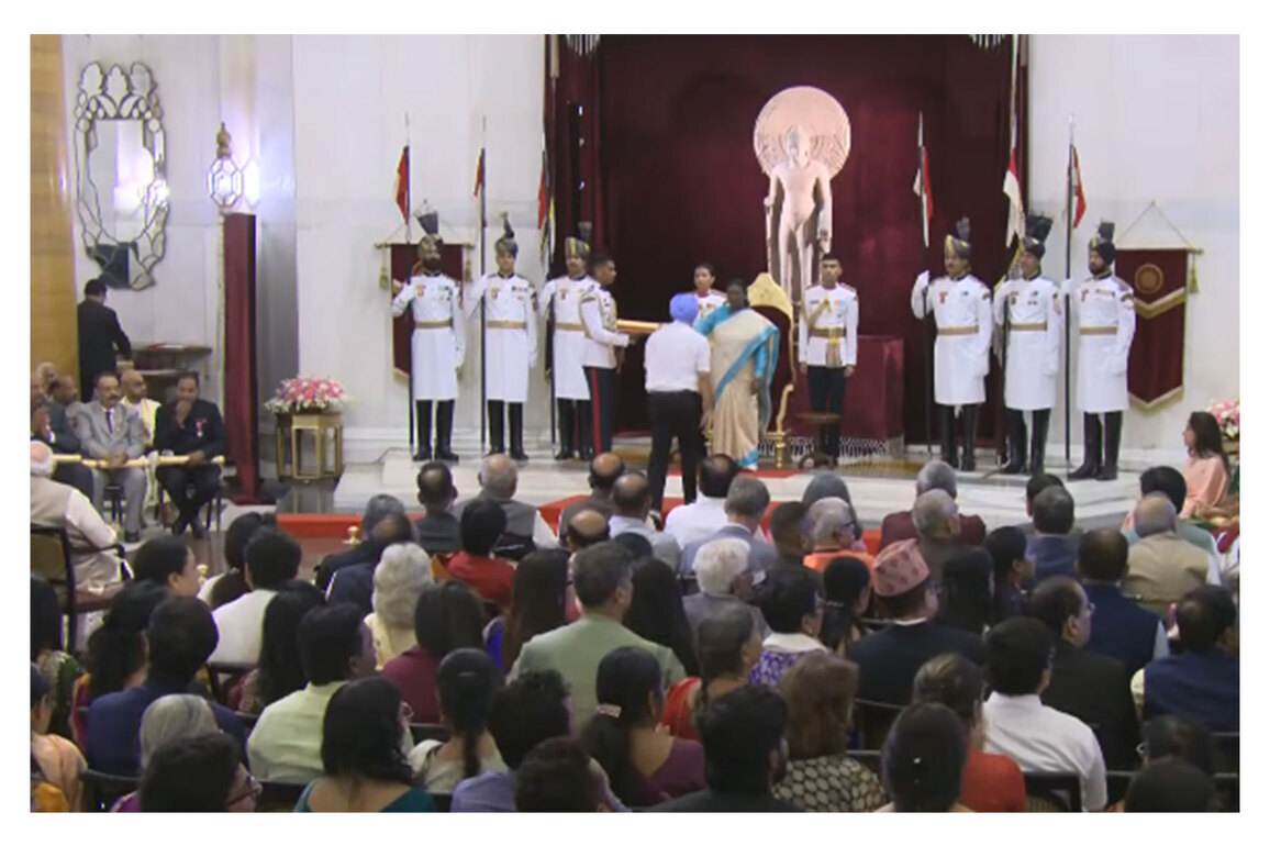 Padma Shri conferred on hockey coach Baldev Singh, Silambam exponent K Pajanivel