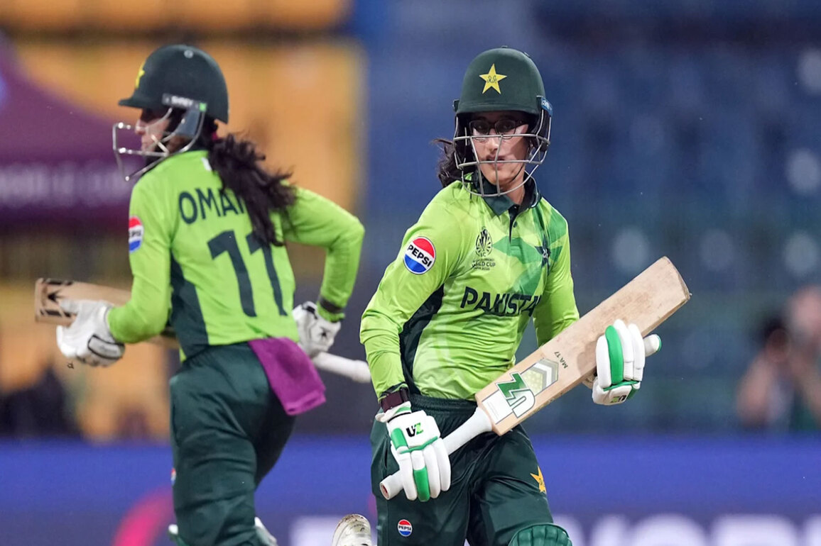 Women's World Cup: Pakistan's hopes of win dashed as rain interrupts match against England