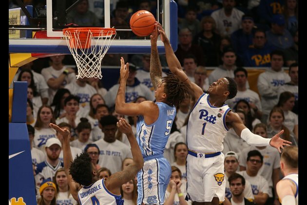 Pittsburgh deals another loss to North Carolina