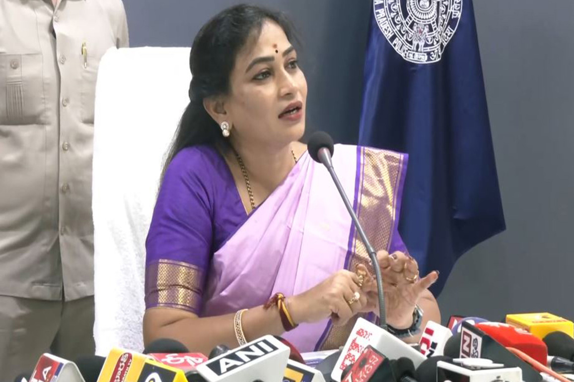 Mega health insurance drive launched for 975 Vizag Home Guards and families
