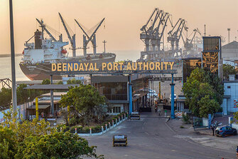 Deendayal Port Authority unloads 79,780 tonnes of coal in 24 hours