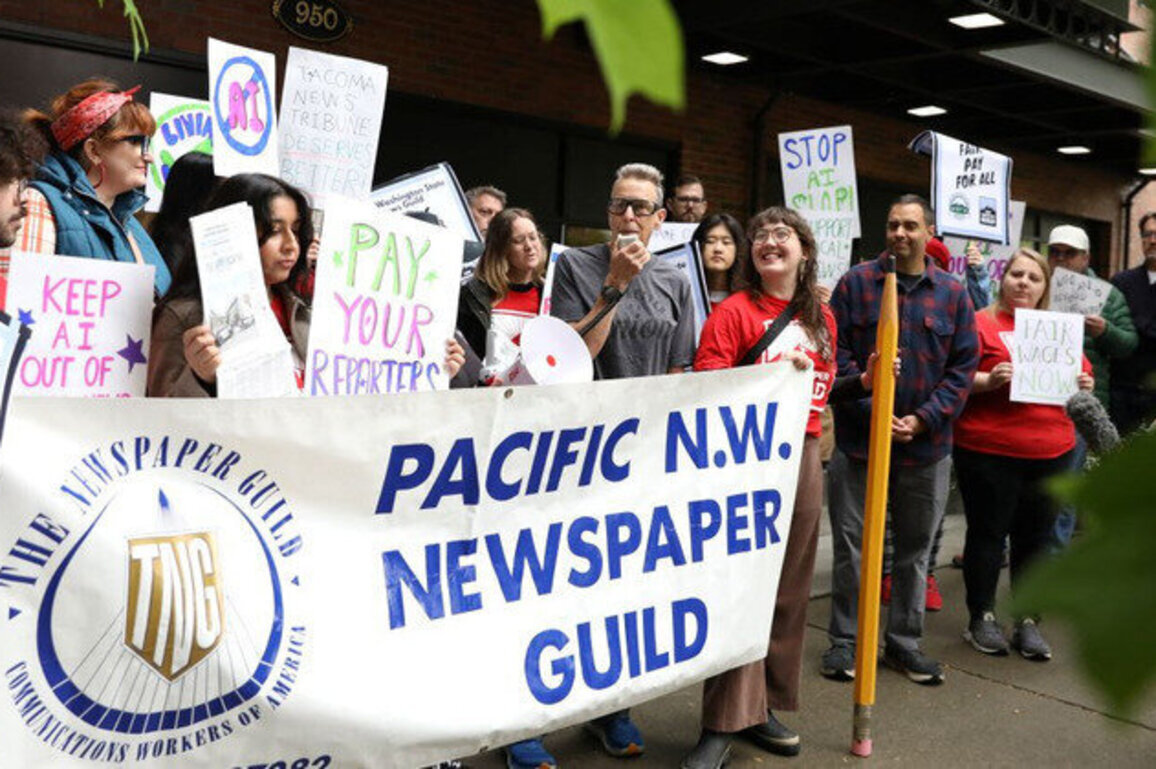 WA reporters call for AI regulations and higher wages