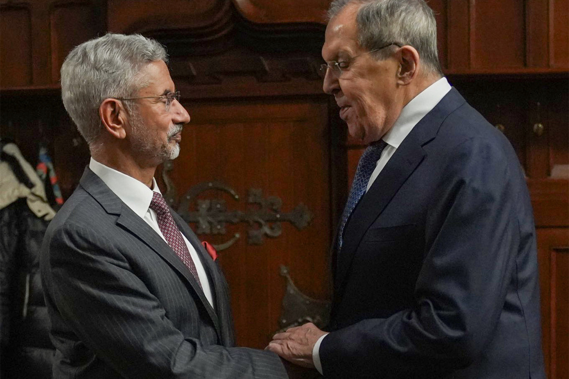 EAM Jaishankar holds telecon with Russian FM Lavrov, shares "assessments on West Asia conflict"